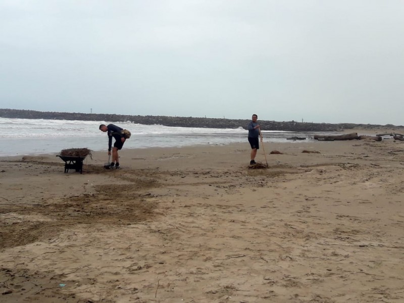 Realizan limpieza en playas de Tuxpan
