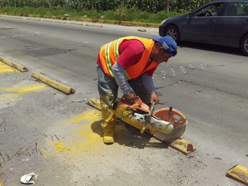 Realizan mantenimiento a Circuito Exterior Metropolitano