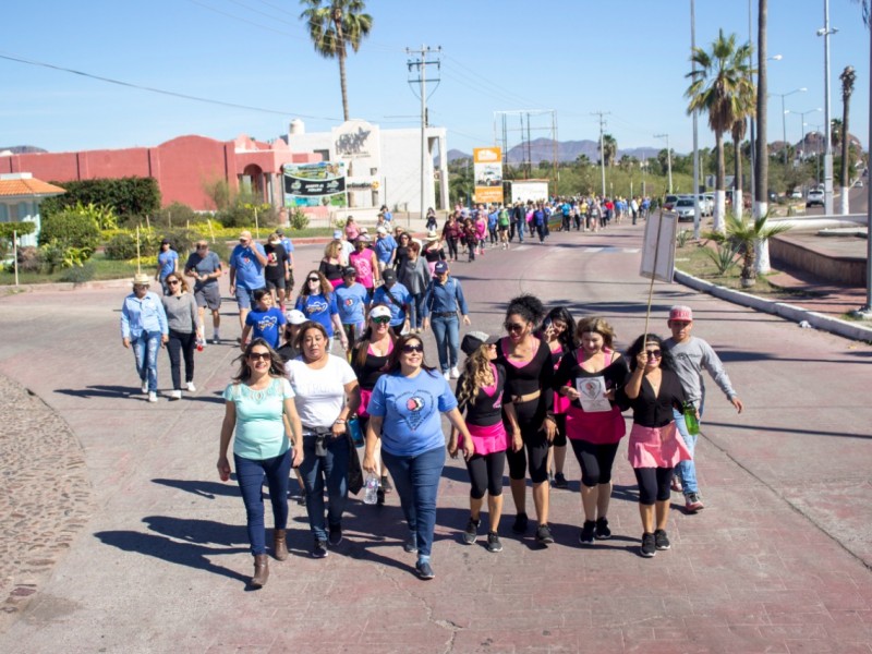 Realizan marcha contra la violencia de género