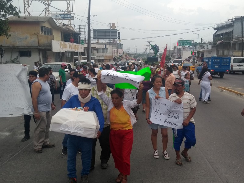 Realizan marcha pacífica, exigen justicia por menor fallecido