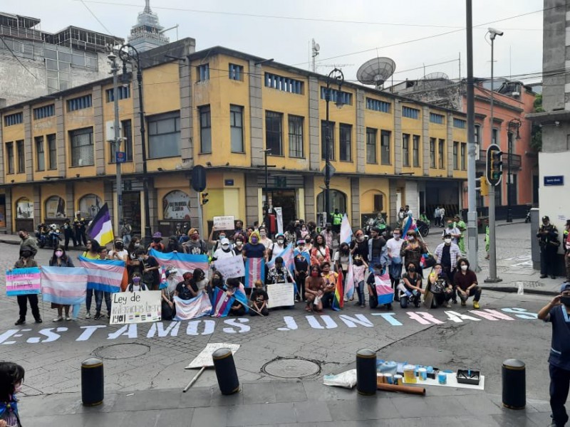 Realizan marcha para reivindicar demandas y exigencias LGBT+