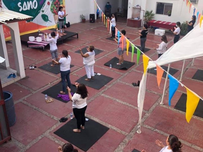 Realizan Mediación Terapéutica a Través del Yoga