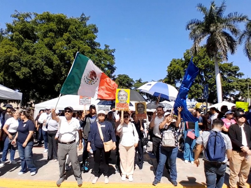 Realizan megaconcentración de la UAS; acusan que intentaron reprimirla