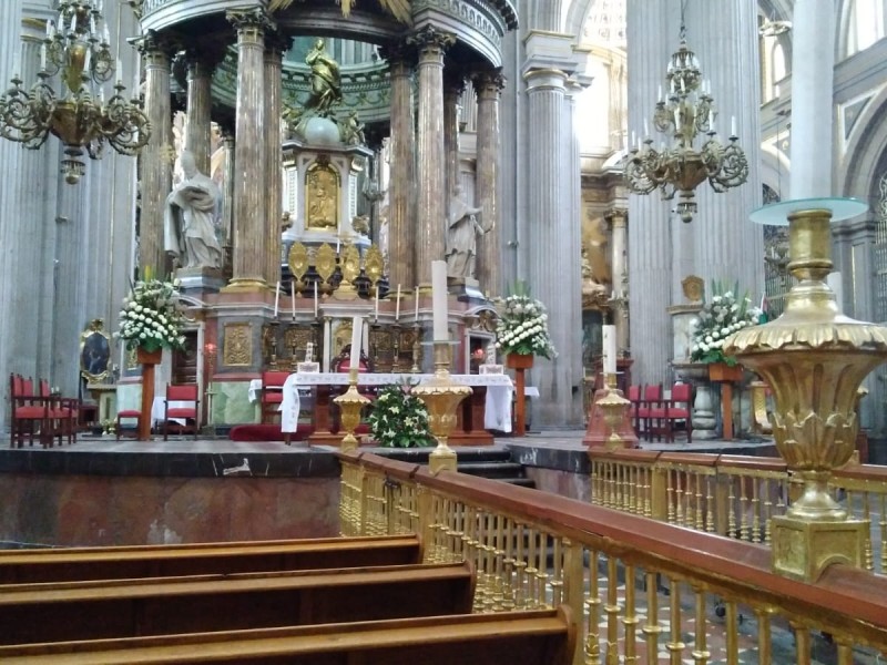 Realizan misa por aniversario de consagración de la catedral