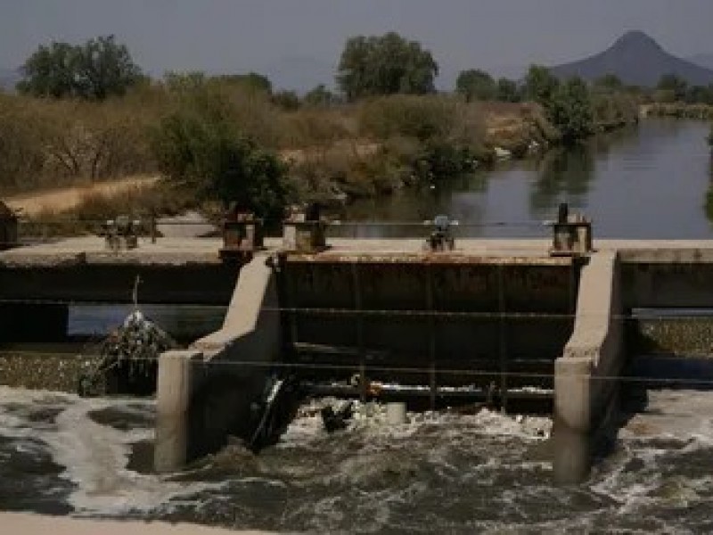 Realizan muestreos en ríos de Tlaxcala para detectar contaminantes