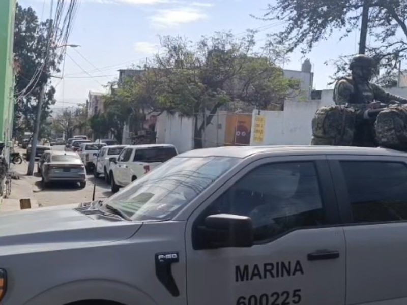 Realizan operativo elementos de la Secretaria de Marina en colonia de Tonalá