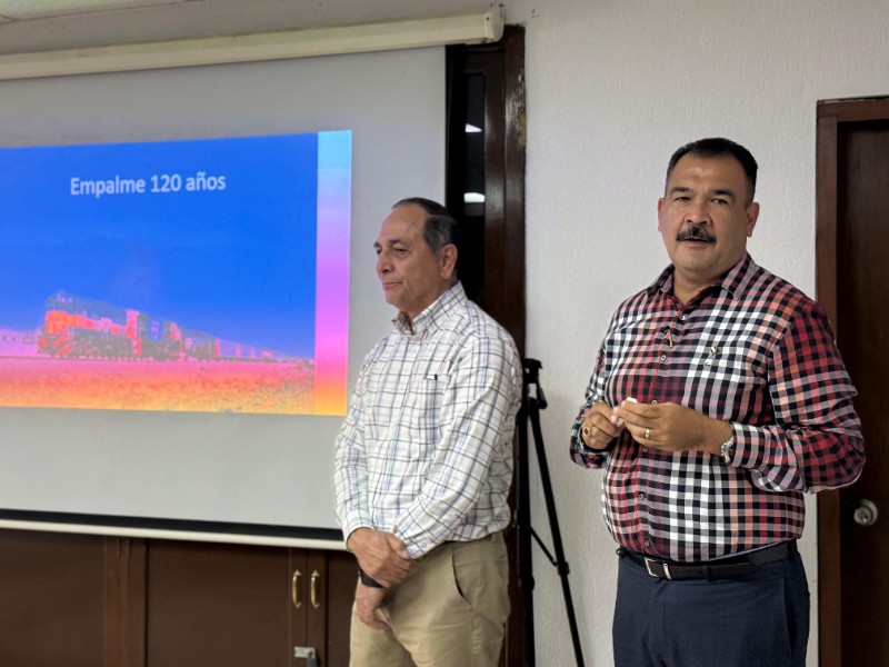 Realizan plática con cronistas por Aniversario de Empalme