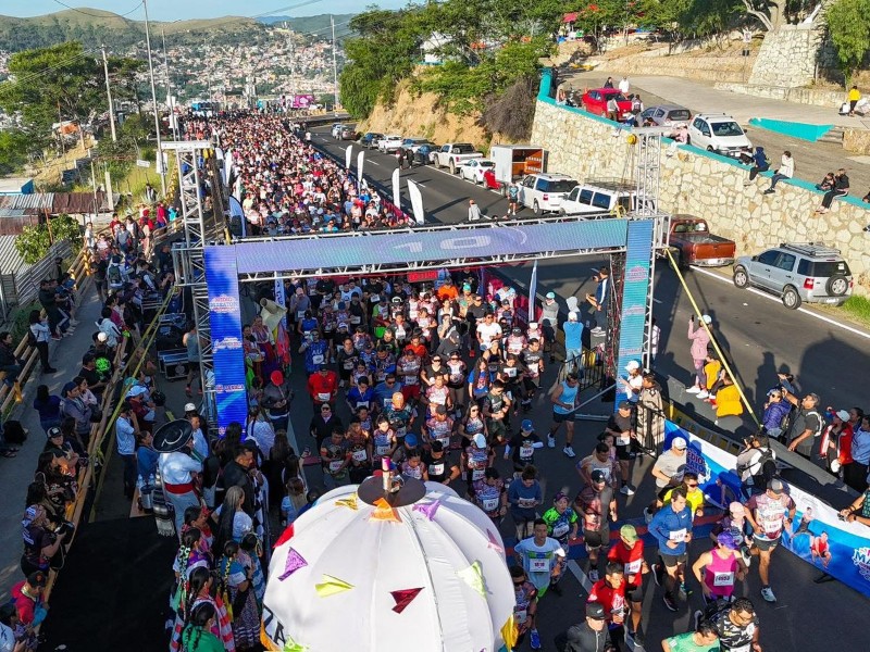 Realizan primer Medio Maratón Guelaguetza 2025