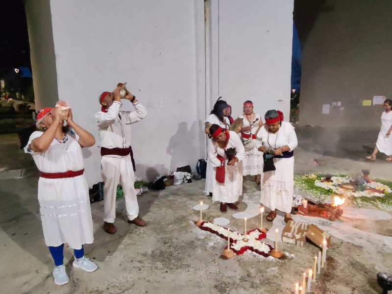 Realizan ritual para que Xallitic sea un lugar de vida
