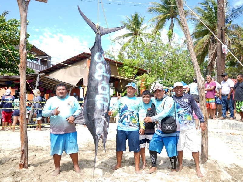 Realizan Segundo Torneo de Pesca Deportiva Puerto Ángel 2025