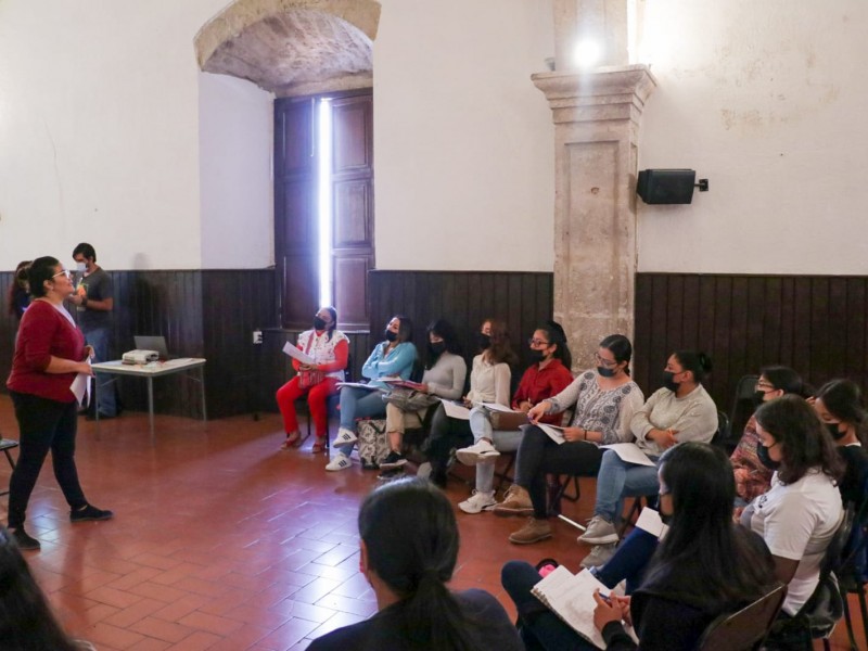 Realizan talleres para prevención del suicidio en jóvenes en Morelia