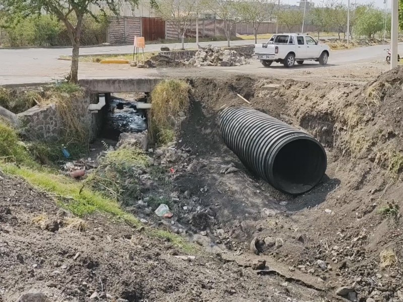 Realizan trabajos preventivos para el temporal de lluvias