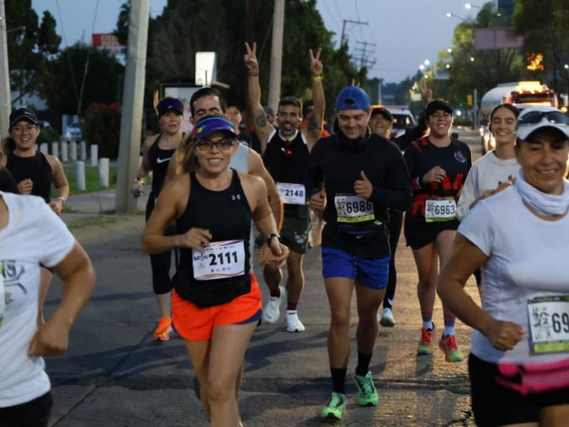 Realizan último entrenamiento rumbo a Maratón León