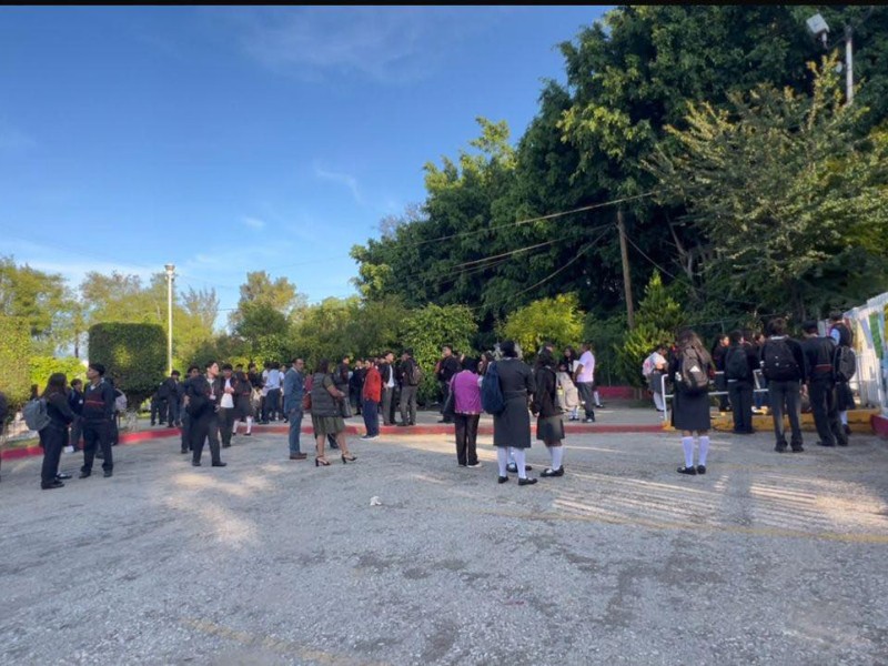 Reanudan clases en COBAO 01 de Pueblo Nuevo tras acuerdo con sindicato