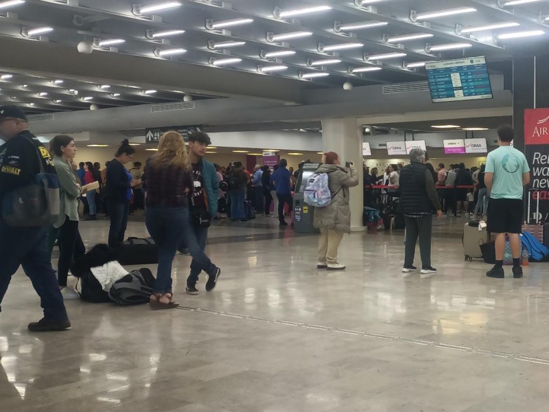 Reanudan operaciones en el Aeropuerto Internacional de Culiacán tras Culiacanazo