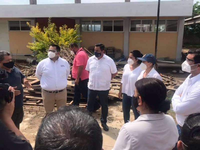 Reanudarán actividades laborales personal de educación básica en Nayarit