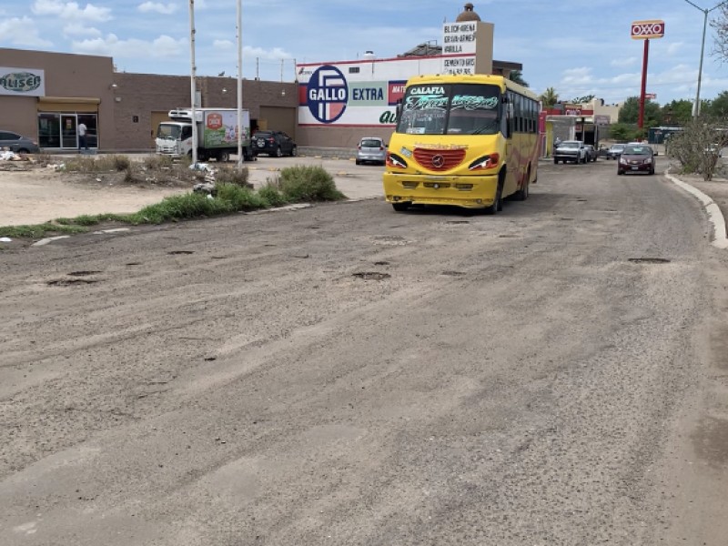 Reaparecen baches tras lluvias en La Paz