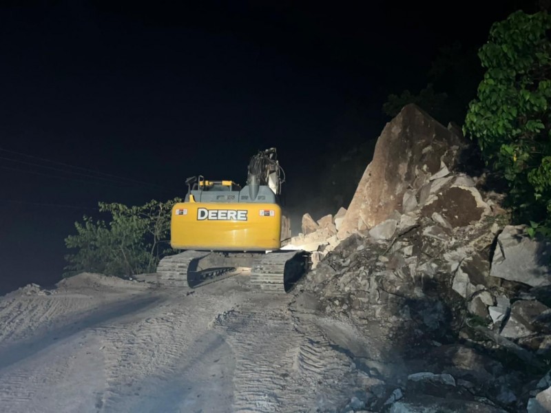 Reaperturan carretera serrana a Ruiz