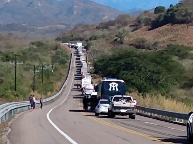 Reaperturan la Mazatlán-Durango por nieve