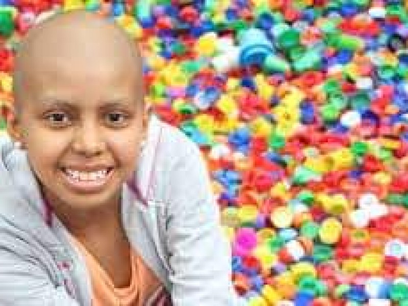 Recaban tapitas para ayudar a niños con cáncer