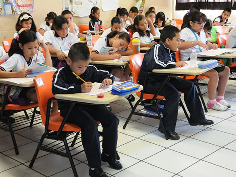 Rechazan padres enviar hijos a la escuela tras retorno presencial