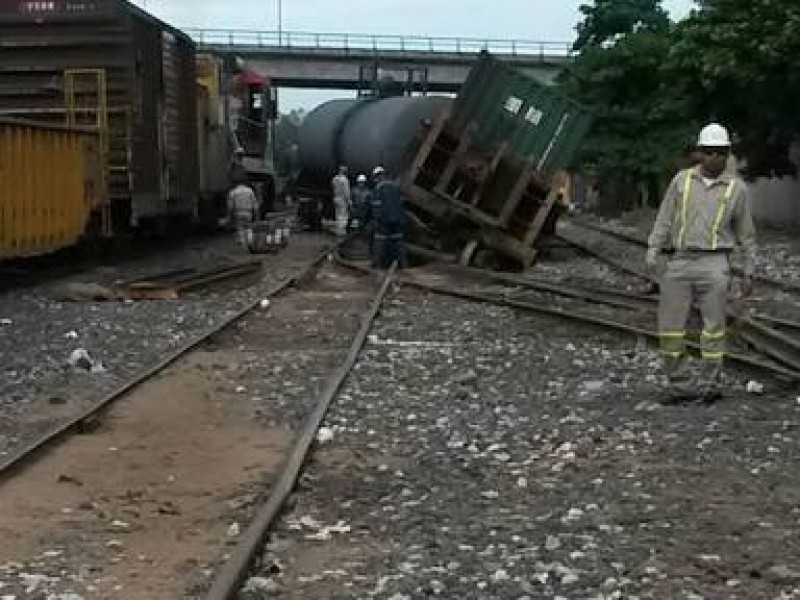 Rechazan vínculos de maquinistas con roba trenes