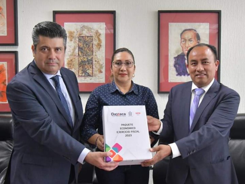 Recibe congreso oaxaqueño anteproyecto del presupuesto 2023