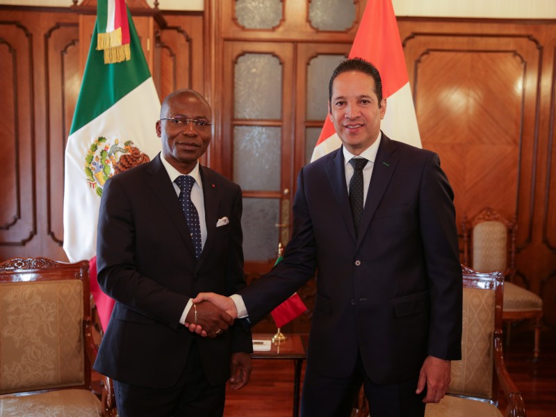Recibe FDS a embajador de Costa de Marfil