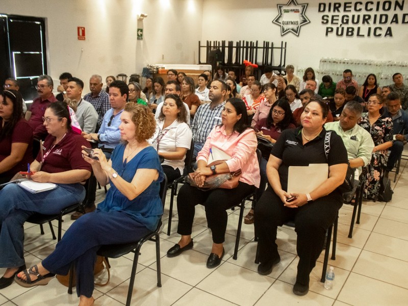 Reciben funcionarios seminario de capacitación en Guaymas