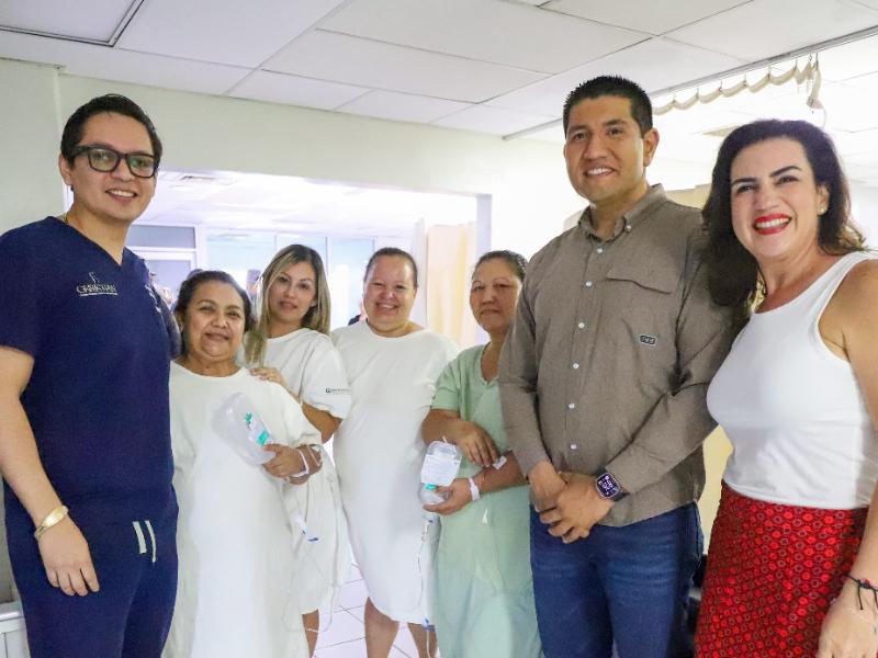 Reciben nueve mujeres reconstrucción mamaria gratuita en Sinaloa
