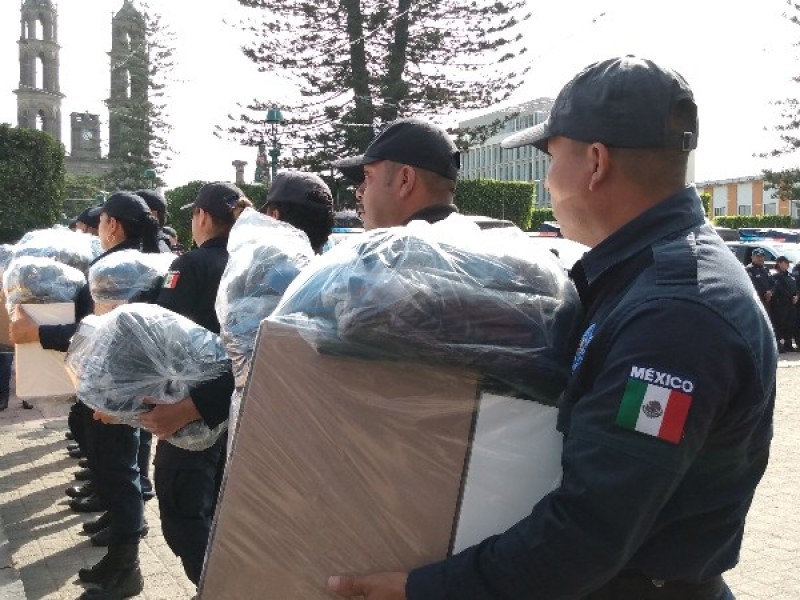 Reciben policías equipo operativo del recurso FORTASEG