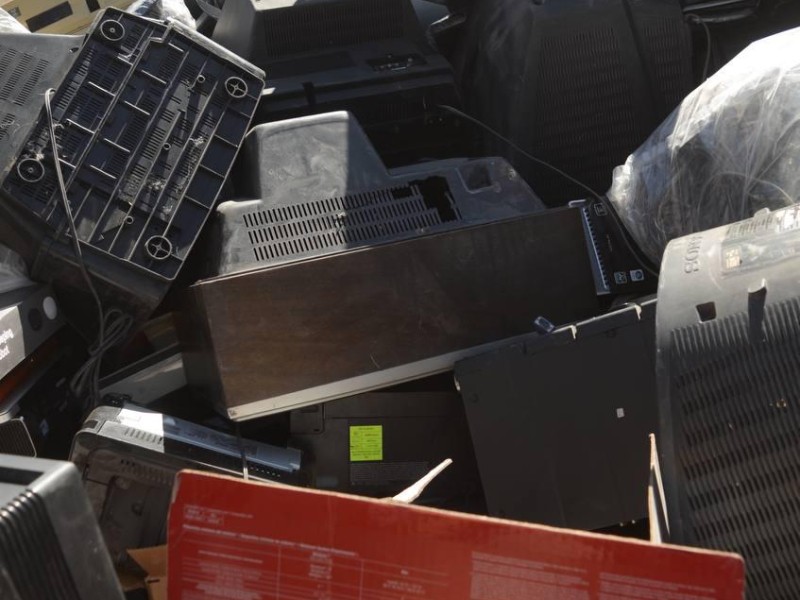 Recicla tus electrónicos en El Refugio este sábado