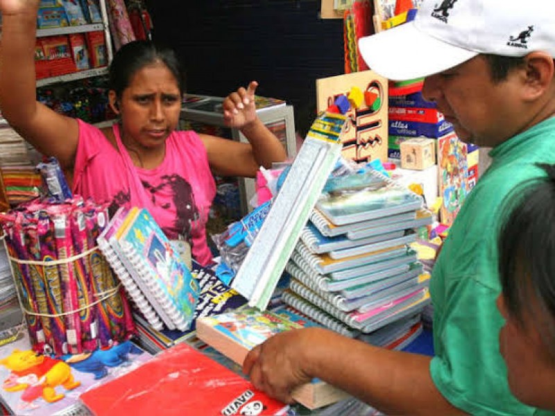 Reciclarán útiles escolares por crisis económica en Edomex