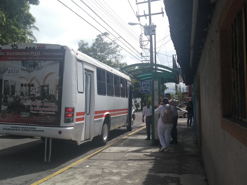 Reclaman pésimo servicio del transporte urbano