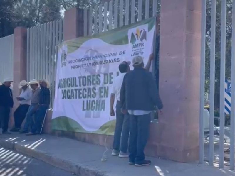 Reclaman productores exclusión en programa de regularización de concesiones vencidas de agua Reclaman productores exclusión en programa de regularización de concesiones vencidas de agua