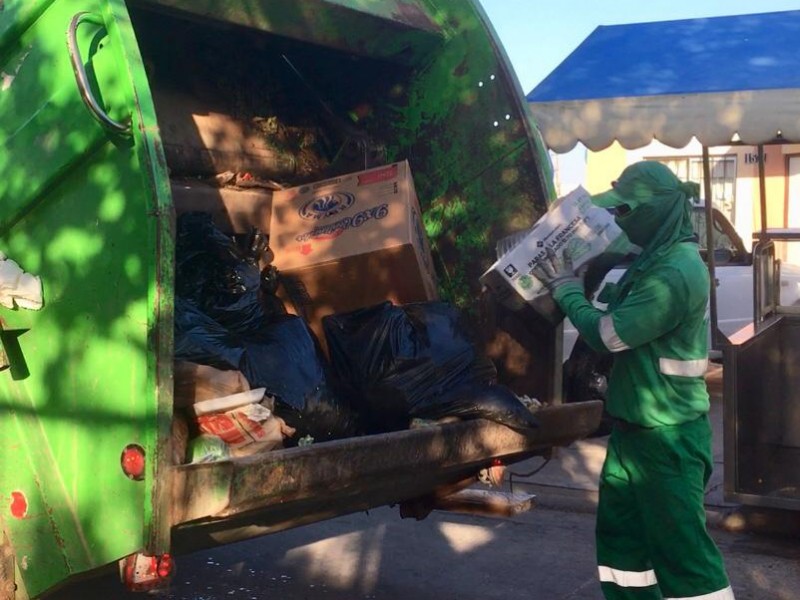 Recolectores de basura,héroes en tiempos de pandemia