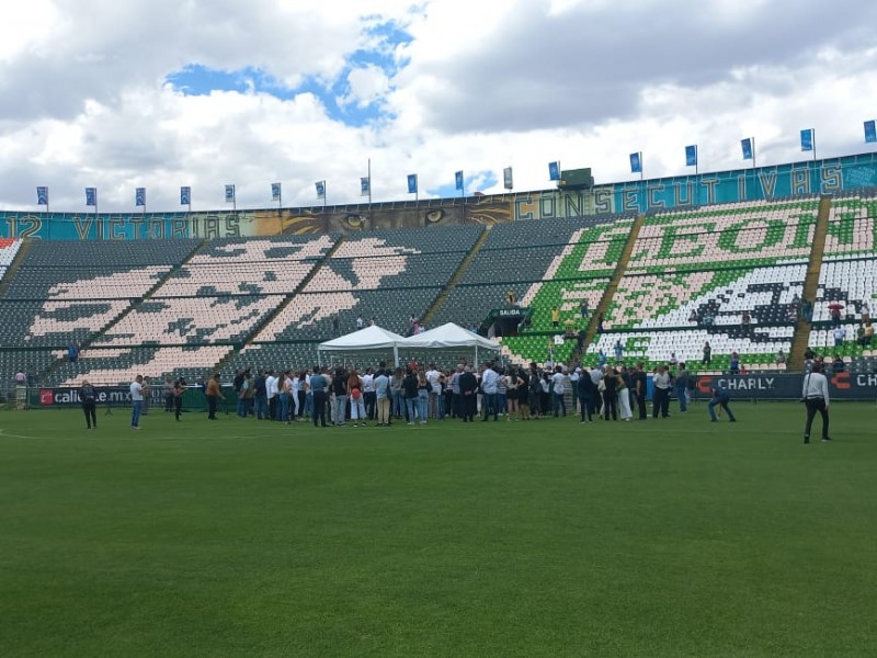 Recomienda cambiar de nombre al estadio al de Tota Carbajal