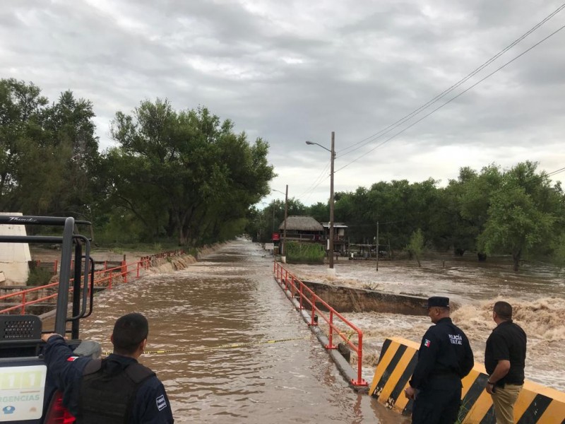 Recomiendan evacuar familias cercanas al río