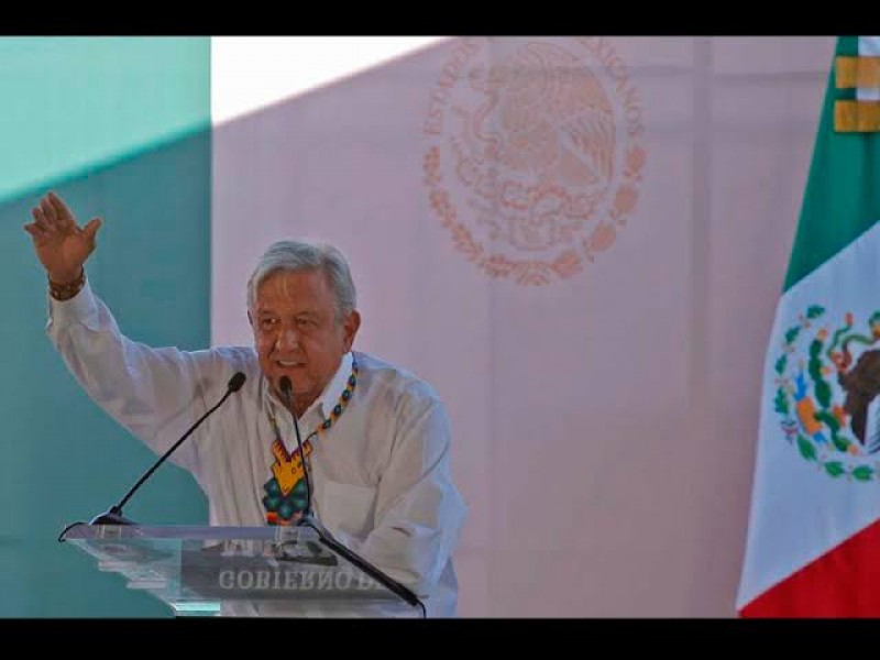 Reconoce AMLO lealtad de marinos