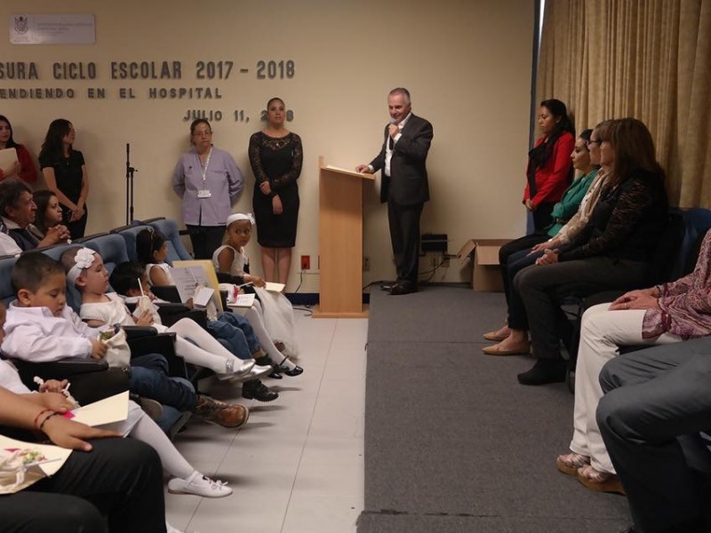 Reconoce Gobera Farro participación de estudiantes