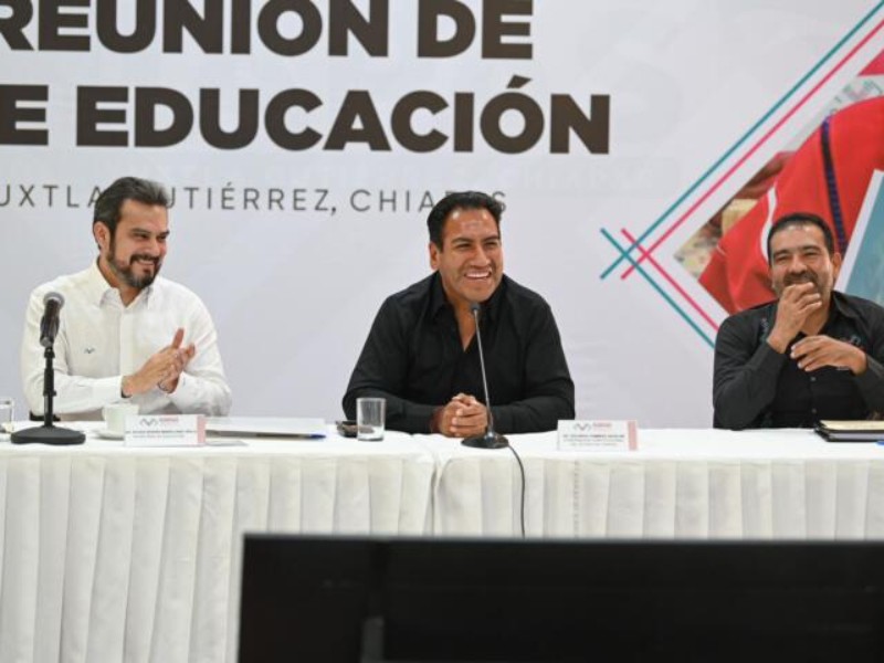 Reconoce gobierno de Chiapas labor de maestros y maestras