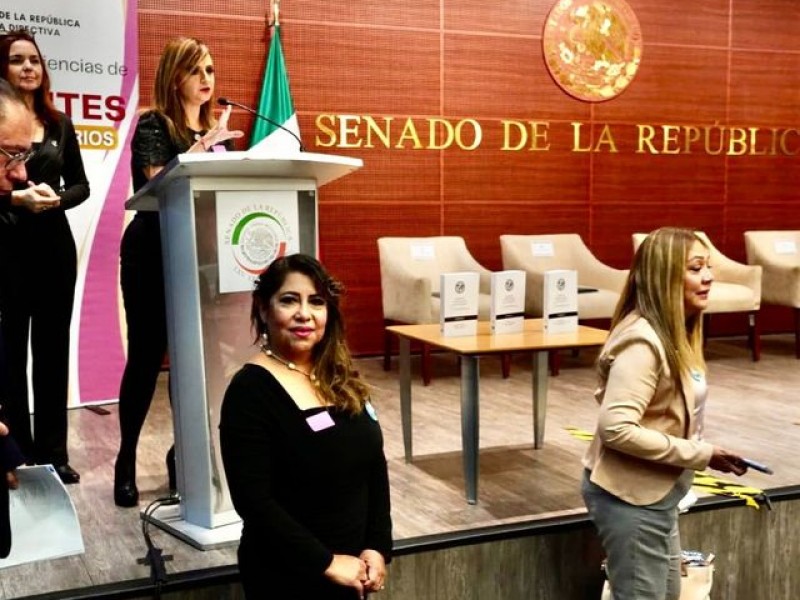 Reconocen a catedrática chiapaneca en el Senado de la República