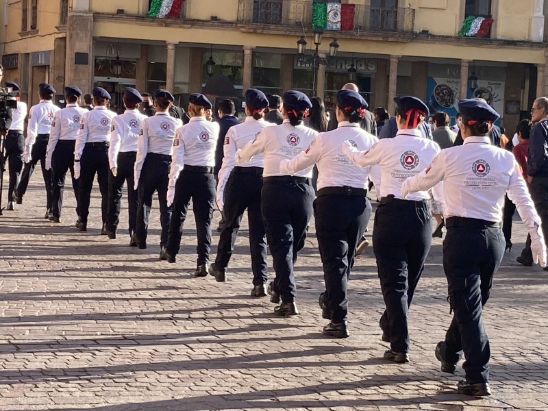 Reconocen a elementos de Protección Civil en León