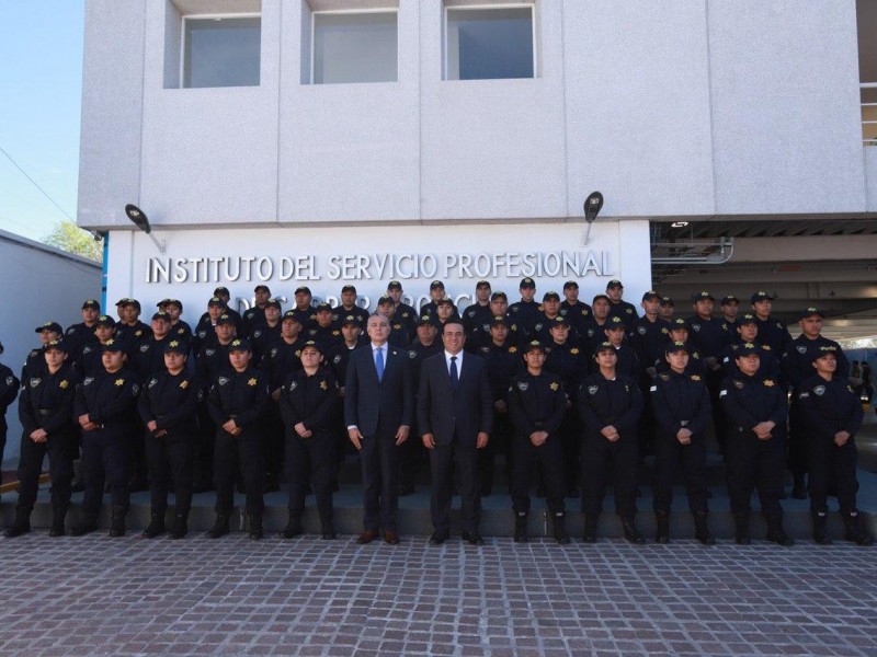 Reconocen a policías del municipio de Querétaro