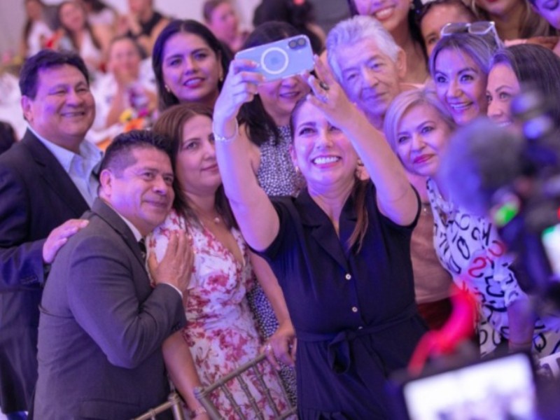 Reconocen labor de más de 10 mil 500 educadores guanajuatenses