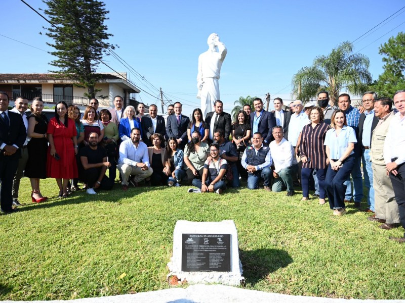 Reconocen labor de periodistas zamoranos, conmemoran libertad de expresión