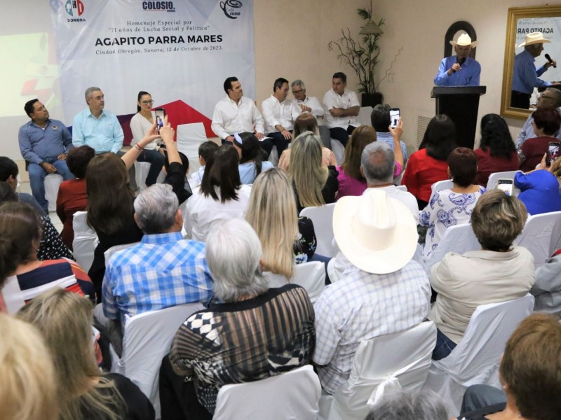 Reconocen PRI Sonora y Fundación Colosio a Agapito Parra Mares