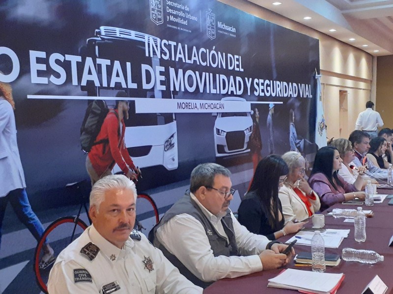 Reconocen rezago de movilidad de 40 años en Michoacán
