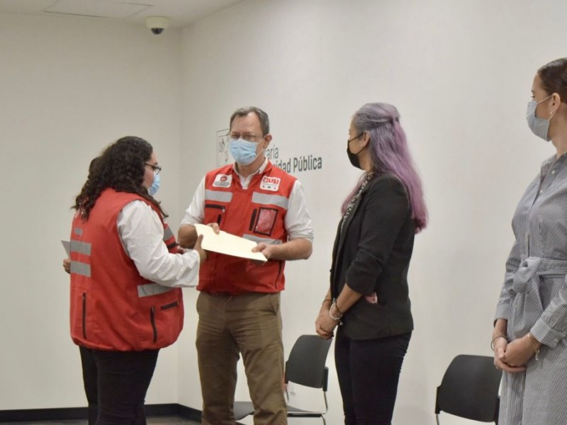 Reconocen trabajo de operadores del 089