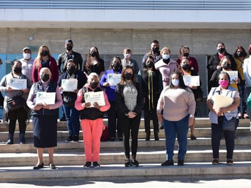 Reconocer voluntarias que han sacado la casta durante la pandemia